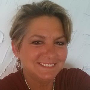 Meet your Posher, Becky